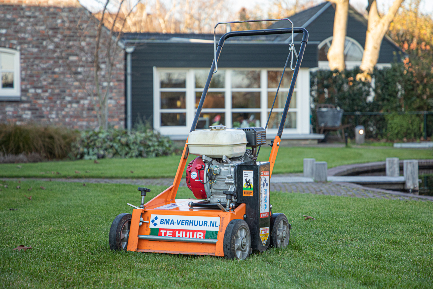 verticuteer machine 45 cm benzine