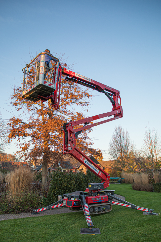 spin hoogwerker 20 meter op rups